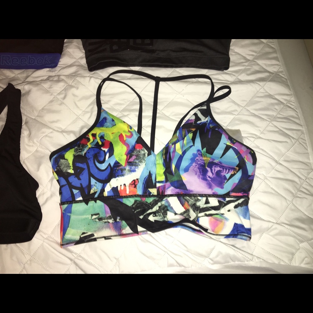 Reebok Sports Bra Size Large